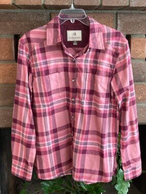 Women's Legendary Whitetails Comfort Fit Flannel Shirt / Pink / Size Medium